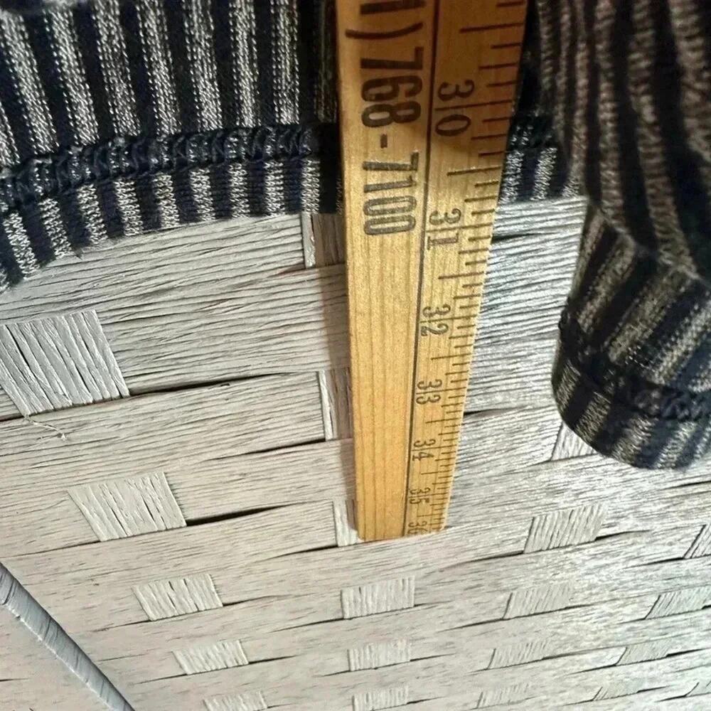 Jones of New York, gray navy cowl turtleneck tunic striped lightweight plus size - Picture 8 of 9